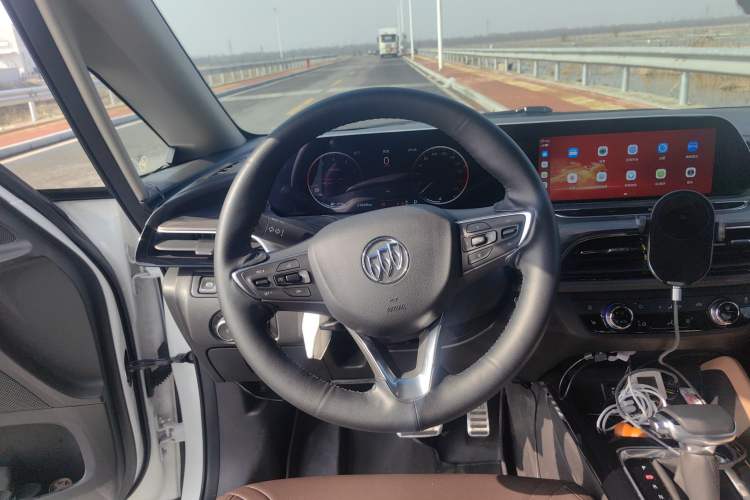 Used Buick GL6 2021 323T Mild Hybrid Connect Luxury Model Steering Wheel