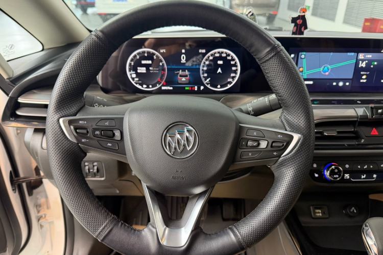 Used Buick GL6 2021 323T Mild Hybrid Connect Luxury Model Steering Wheel