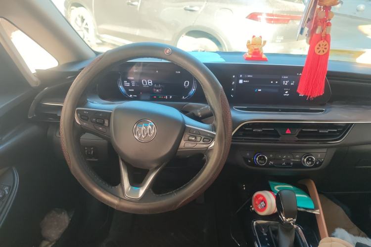 Used Buick GL6 2021 323T Mild Hybrid Connect Luxury Model Steering Wheel