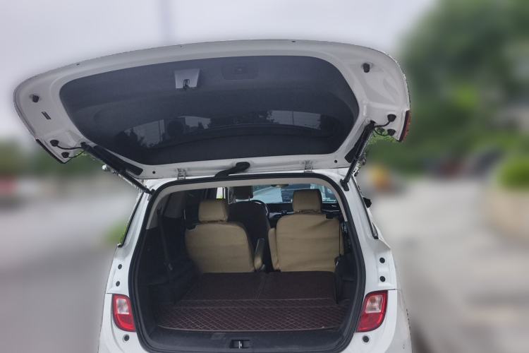 Used Buick GL6 2021 323T Mild Hybrid Connect Luxury Model Trunk