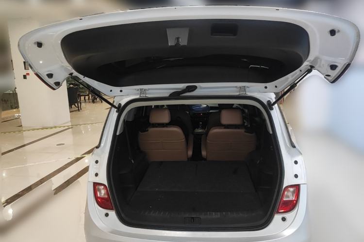 Used Buick GL6 2021 323T Mild Hybrid Connect Luxury Model Trunk