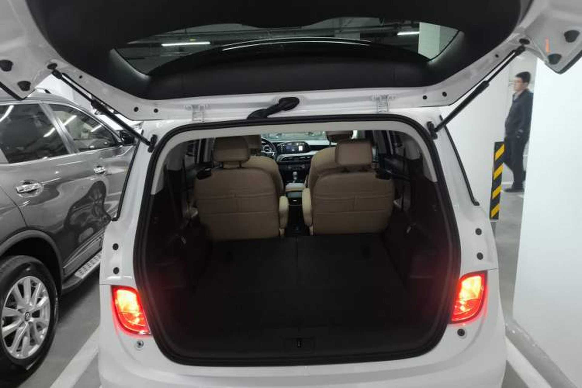 Used Buick GL6 2021 323T Mild Hybrid Connect Luxury Model Trunk