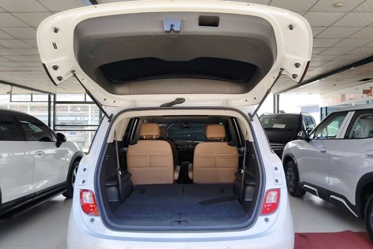 Used Buick GL6 2021 323T Mild Hybrid Connect Luxury Model Trunk
