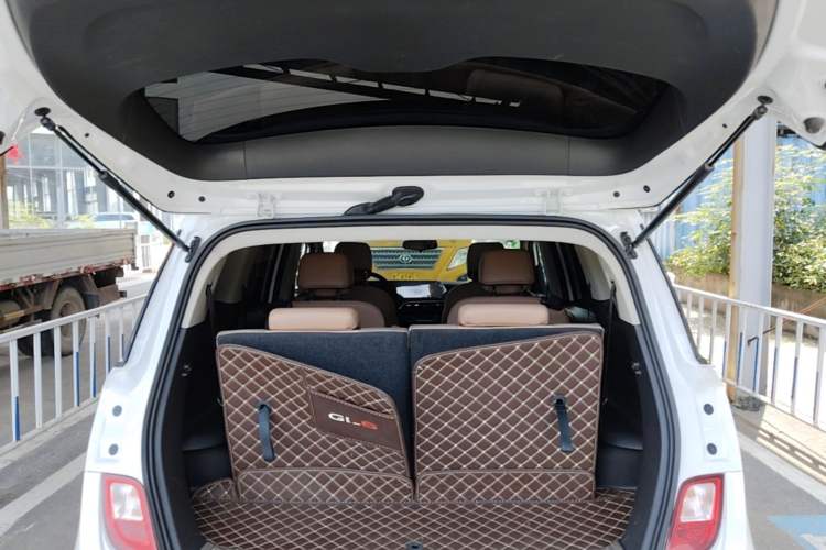 Used Buick GL6 2021 323T Mild Hybrid Connect Luxury Model Trunk