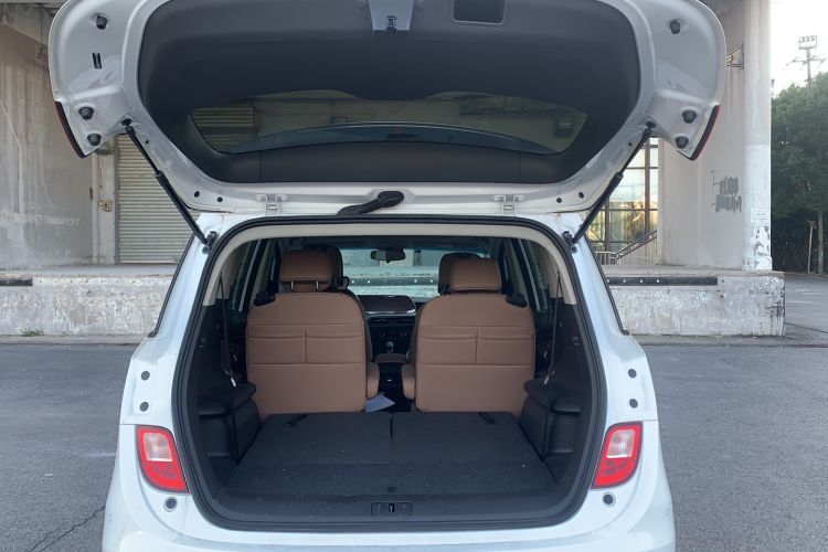 Used Buick GL6 2021 323T Mild Hybrid Connect Luxury Model Trunk