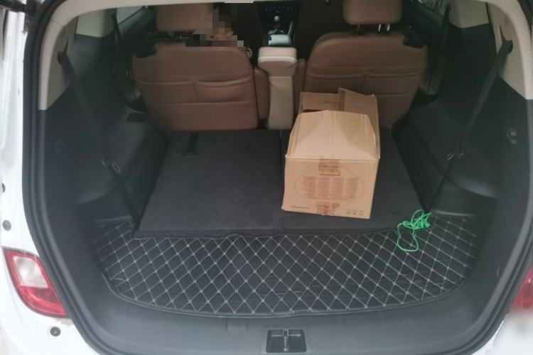 Used Buick GL6 2021 323T Mild Hybrid Connect Prestige Model Trunk