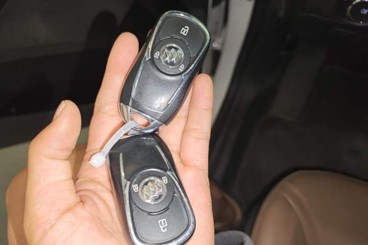 Used Buick GL6 2021 323T Mild Hybrid Connect Luxury Model Vehicle Key