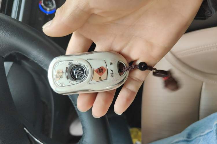 Used Buick GL6 2021 323T Mild Hybrid Connect Luxury Model Vehicle Key