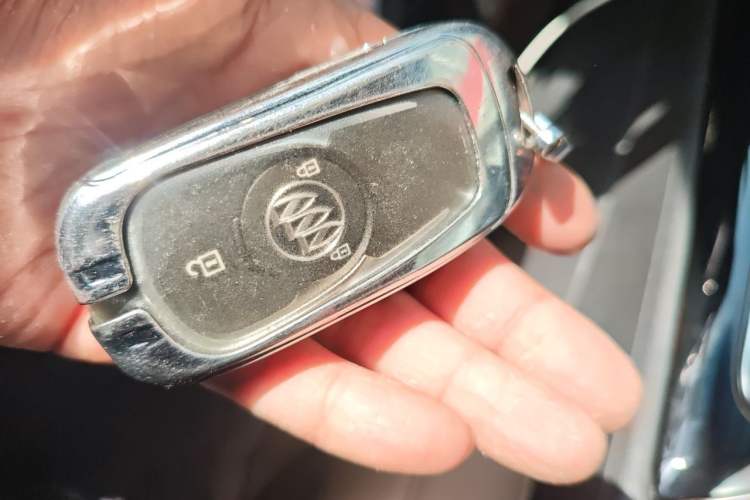 Used Buick GL6 2021 323T Mild Hybrid Connect Luxury Model Vehicle Key