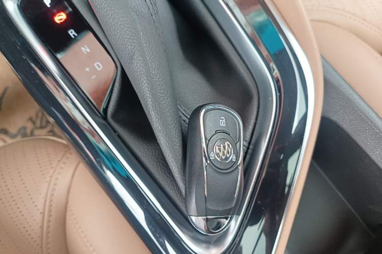 Used Buick GL6 2021 323T Mild Hybrid Connect Luxury Model Vehicle Key