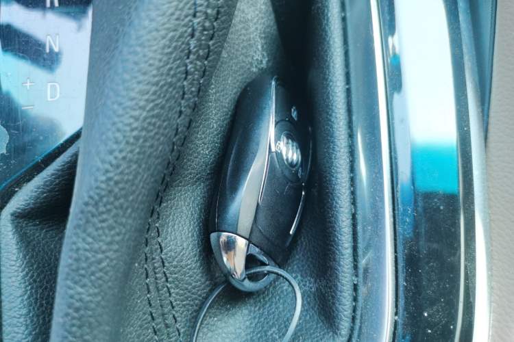 Used Buick GL6 2021 323T Mild Hybrid Connect Luxury Model Vehicle Key