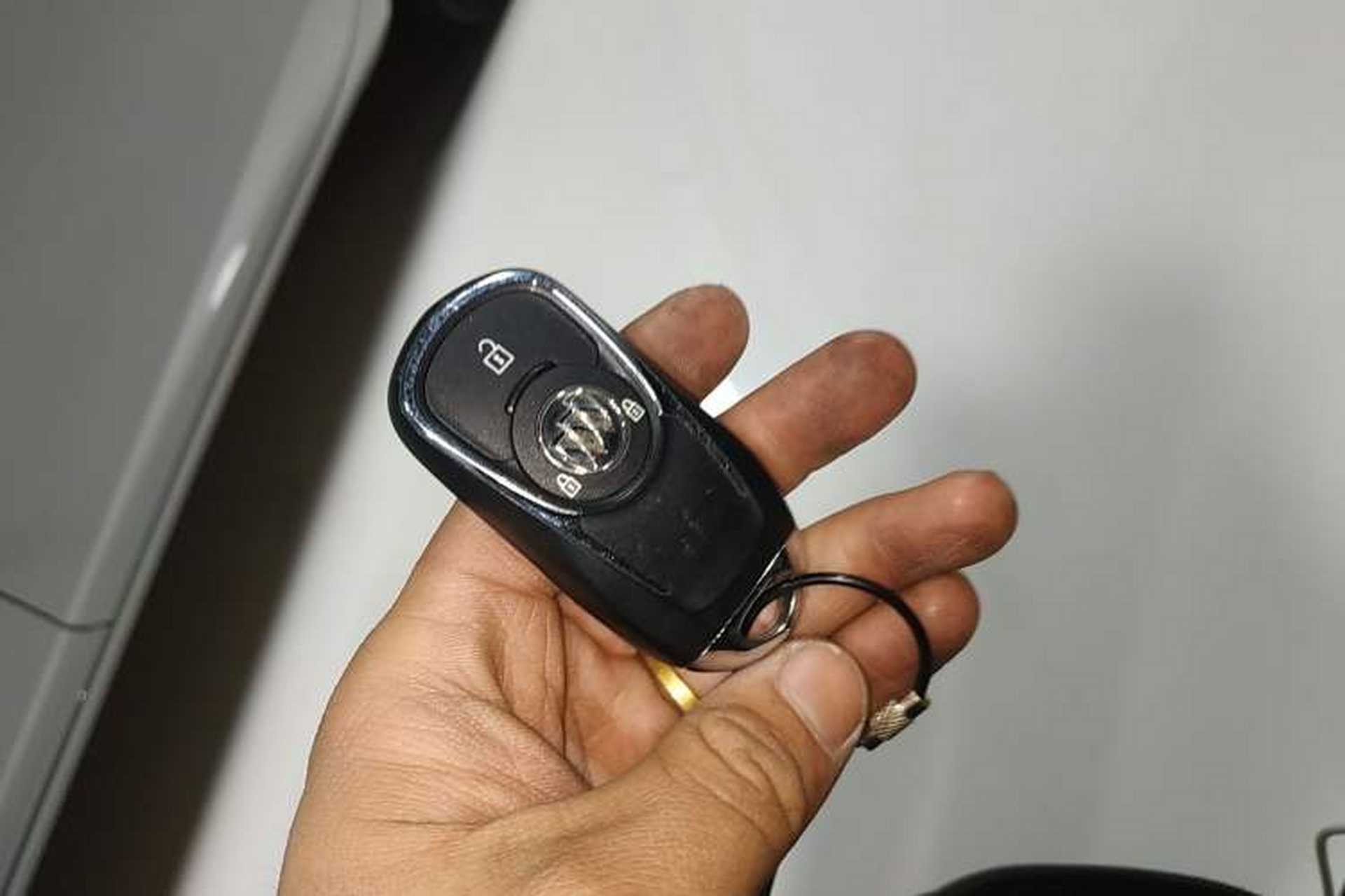 Used Buick GL6 2021 323T Mild Hybrid Connect Luxury Model Vehicle Key