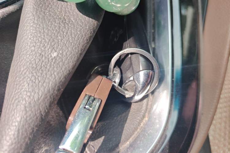 Used Buick GL6 2021 323T Mild Hybrid Connect Luxury Model Vehicle Key