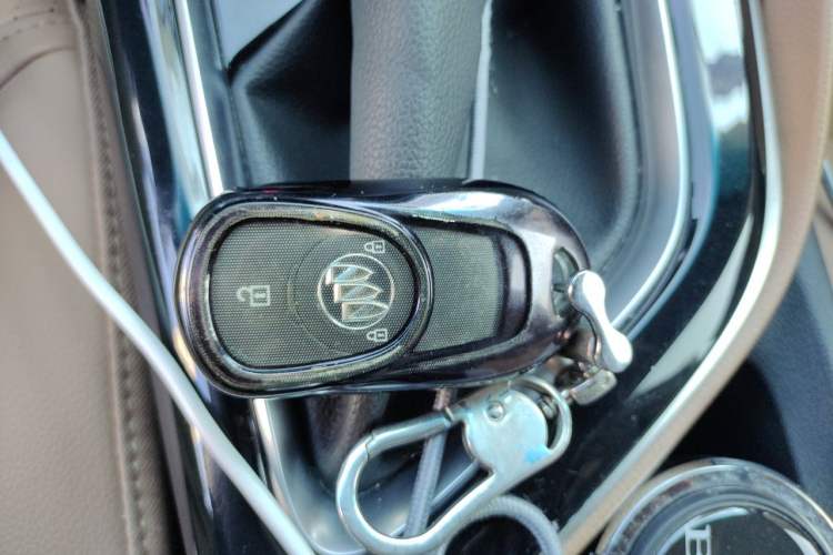 Used Buick GL6 2021 323T Mild Hybrid Connect Luxury Model Vehicle Key