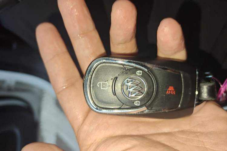 Used Buick GL6 2021 323T Mild Hybrid Connect Luxury Model Vehicle Key