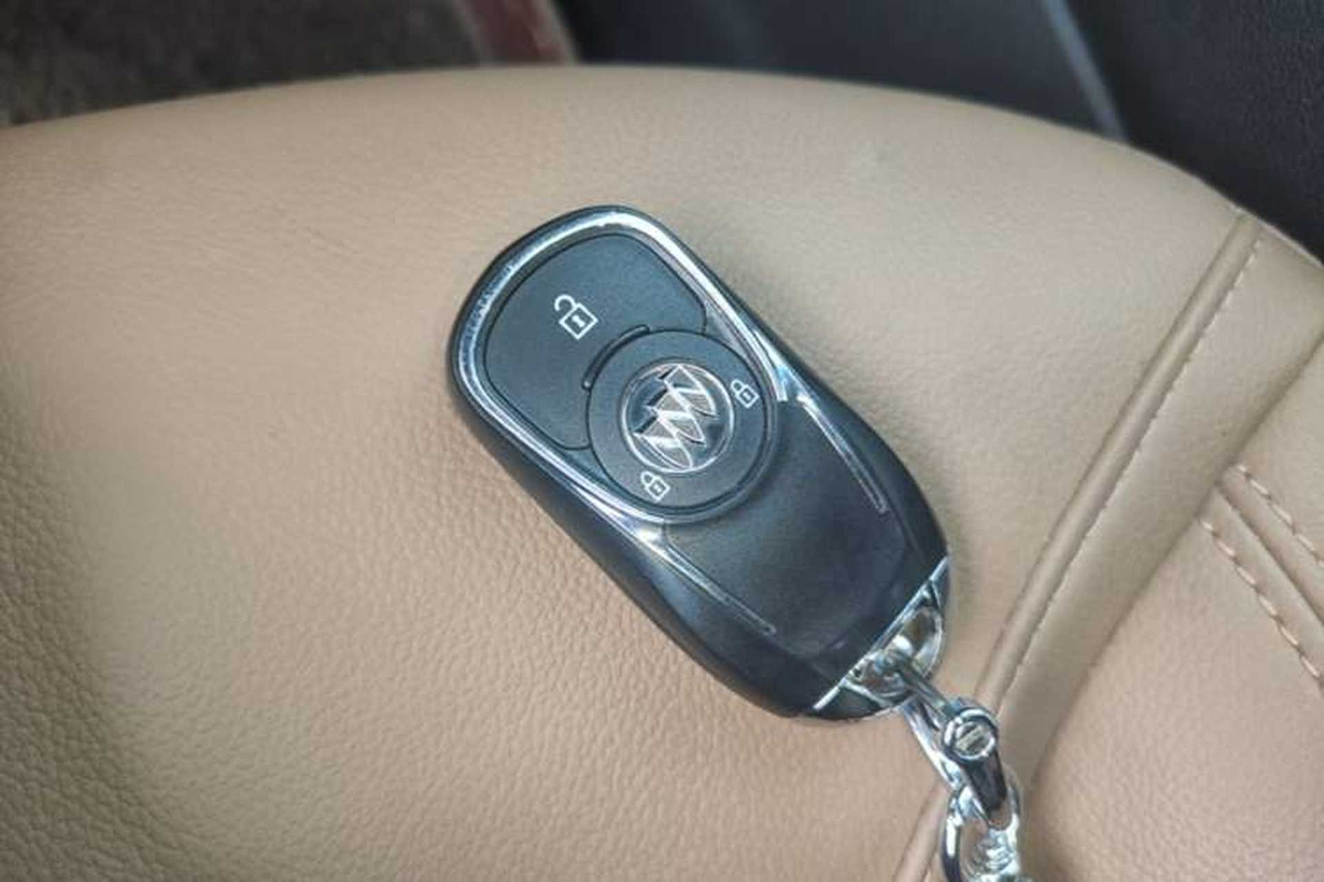 Used Buick GL6 2021 323T Mild Hybrid Connect Prestige Model Vehicle Key