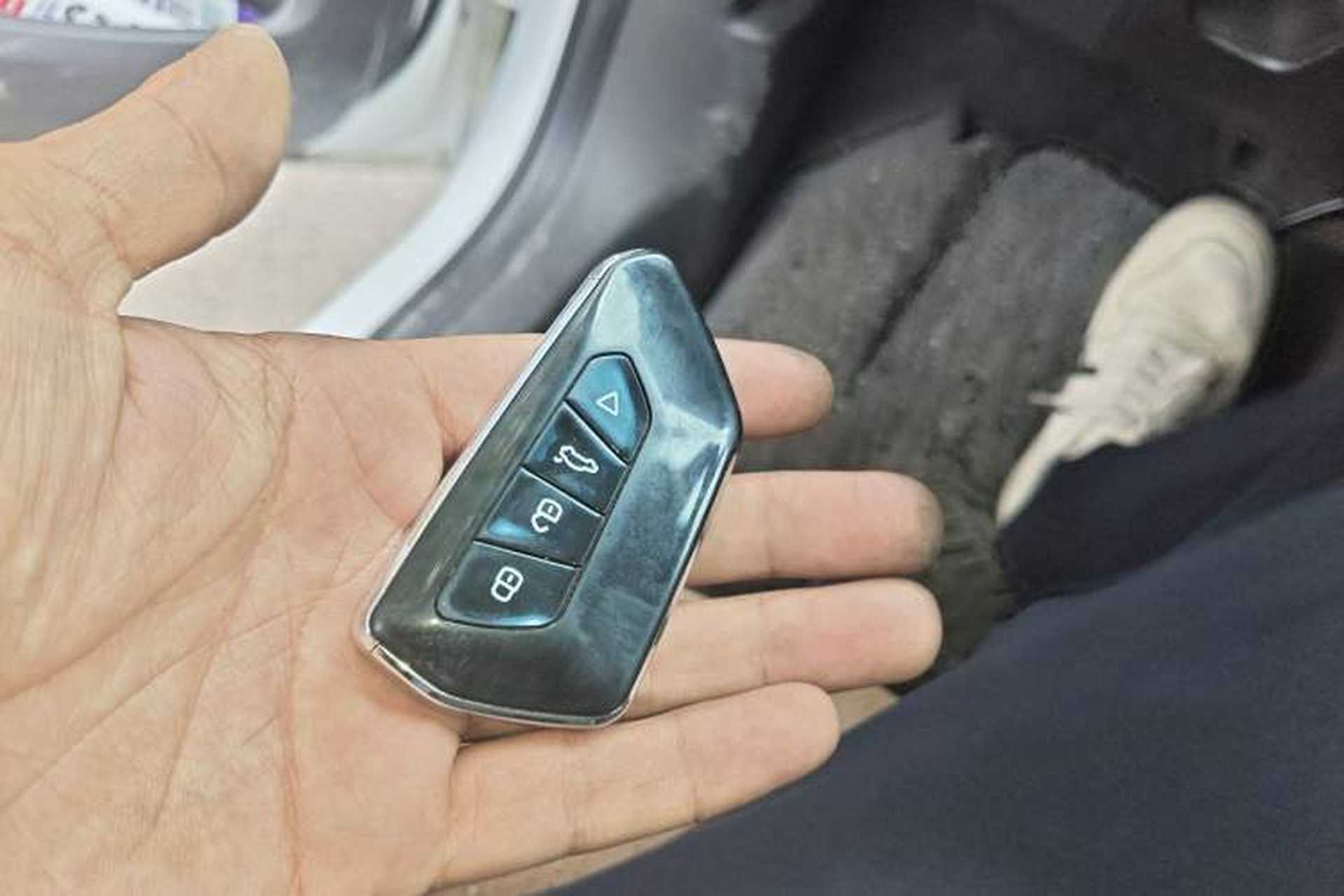 Used Buick GL6 2021 323T Mild Hybrid Connect Luxury Model Vehicle Key