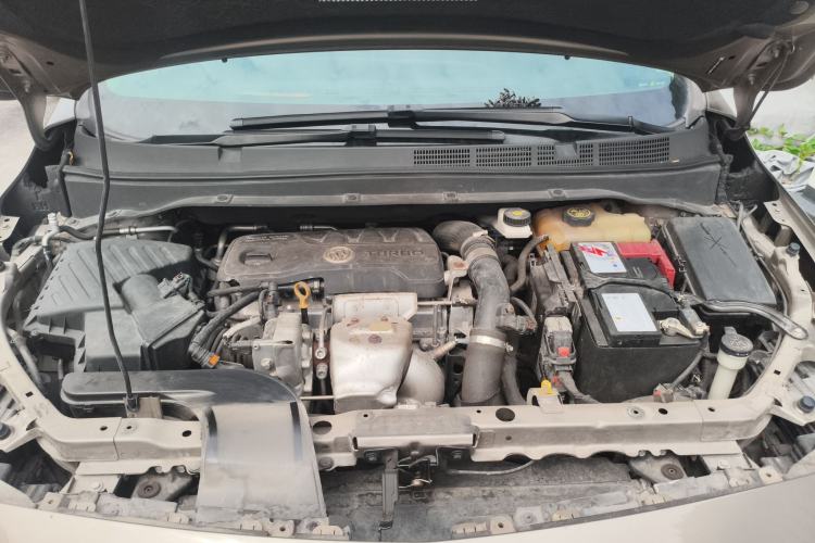 Used Buick GL6 2021 323T Mild Hybrid Connect Luxury Model Engine Bay