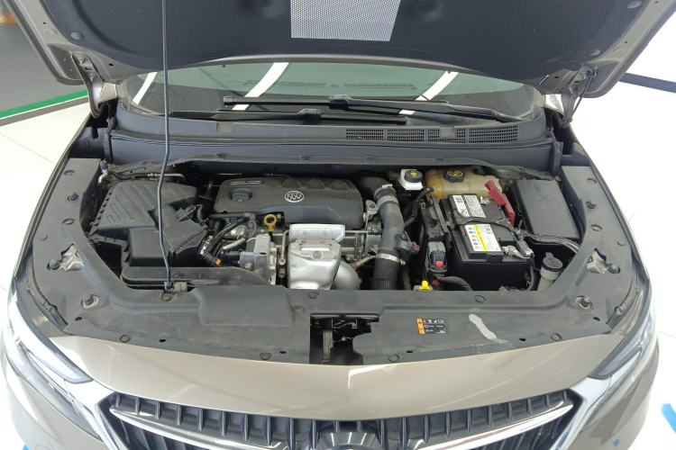 Used Buick GL6 2021 323T Mild Hybrid Connect Luxury Model Engine Bay