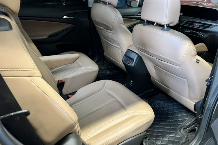 Used Buick GL6 2021 323T Mild Hybrid Connect Luxury Model Interior 2