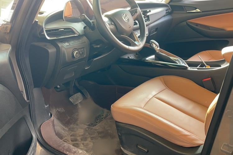 Used Buick GL6 2021 323T Mild Hybrid Connect Prestige Model Interior 5