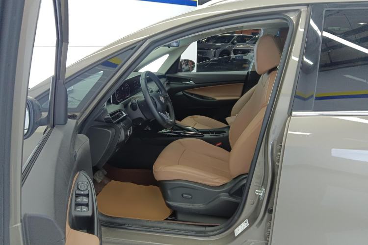 Used Buick GL6 2021 323T Mild Hybrid Connect Luxury Model Left Front Seat