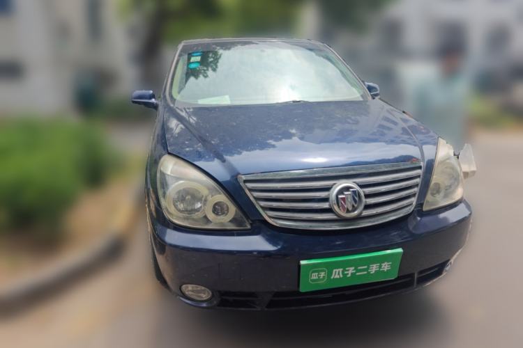 Used Buick GL8 2006 Lu Zun 3.0L CT Comfort Edition Front Right 45 Deg