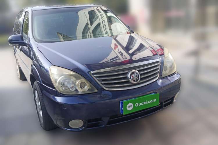 Used Buick GL8 2006 Lu Zun 3.0L CT Comfort Edition Front Right 45 Deg
