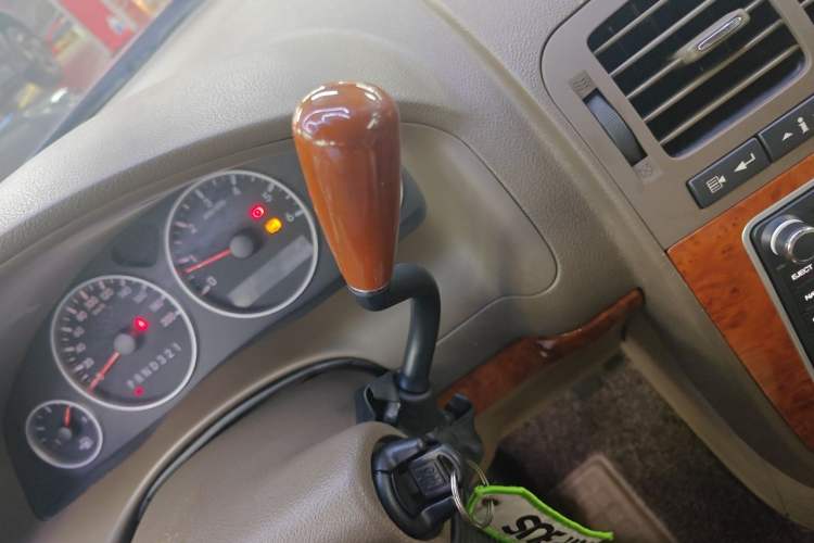 Used Buick GL8 2006 Lu Zun 3.0L CT Comfort Edition Gear Lever