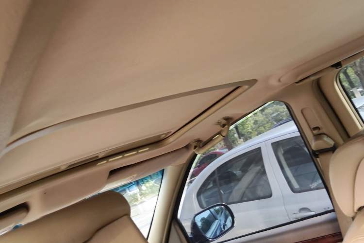 Used Buick GL8 2006 Lu Zun 3.0L CT Comfort Edition Headliner