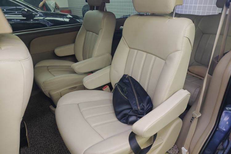 Used Buick GL8 2006 Lu Zun 3.0L CT Comfort Edition Left Rear Seat
