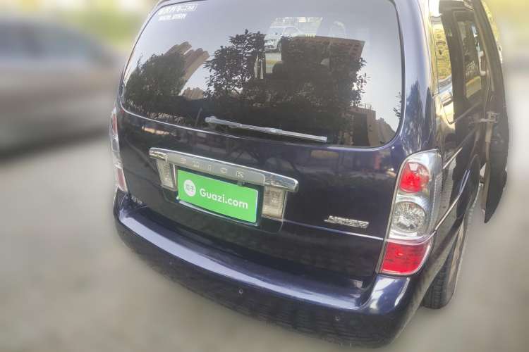Used Buick GL8 2006 Lu Zun 3.0L CT Comfort Edition Rear