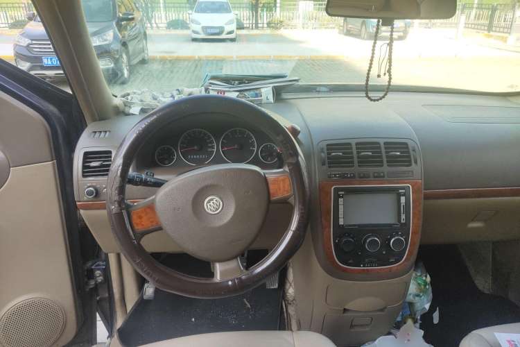 Used Buick GL8 2006 Lu Zun 3.0L CT Comfort Edition Steering Wheel