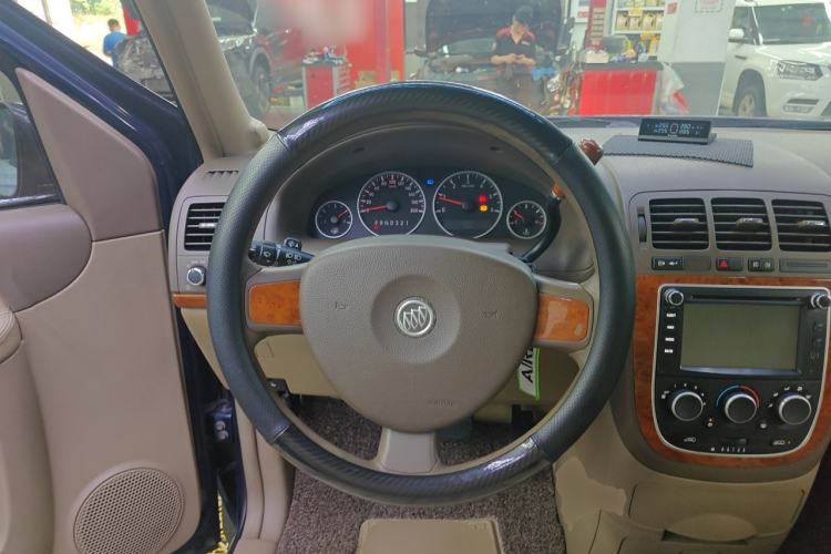Used Buick GL8 2006 Lu Zun 3.0L CT Comfort Edition Steering Wheel
