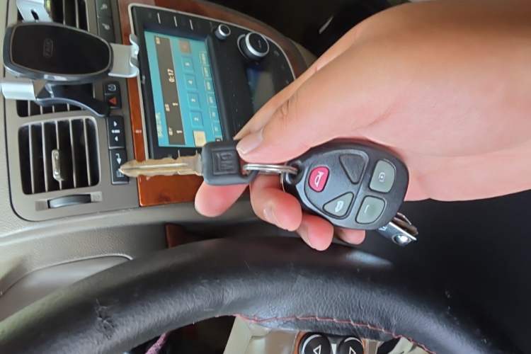 Used Buick GL8 2006 Lu Zun 3.0L XT Navigation Edition Vehicle Key