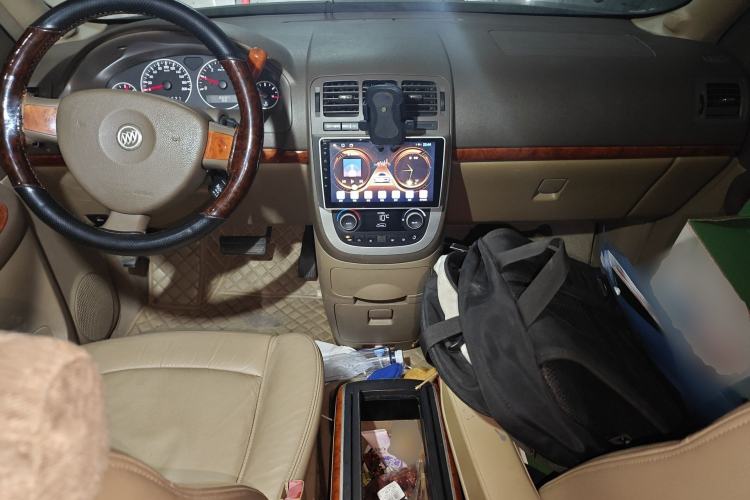 Used Buick GL8 2006 Lu Zun 3.0L LT Luxury Edition Center Console
