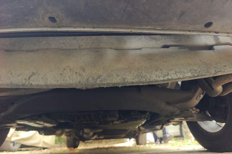 Used Buick GL8 2006 Lu Zun 3.0L CT Comfort Edition Chassis Front