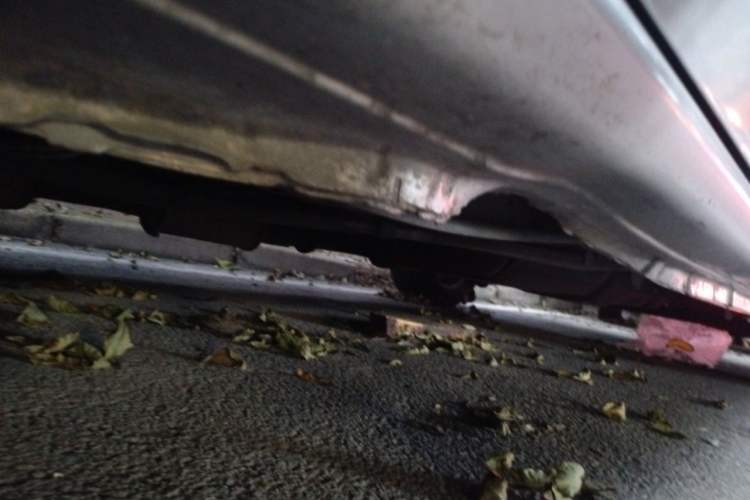 Used Buick GL8 2006 Lu Zun 3.0L GT Elite Edition Chassis Front Left