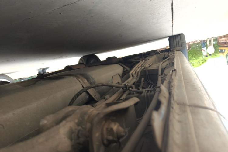 Used Buick GL8 2006 Lu Zun 3.0L XT Navigation Edition Chassis Rear Left