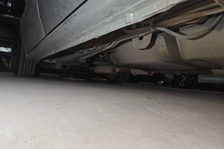 Used Buick GL8 2006 Lu Zun 3.0L LT Luxury Edition Chassis Rear Left