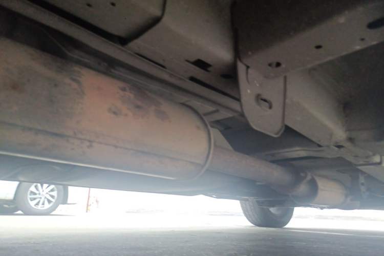 Used Buick GL8 2006 Lu Zun 3.0L GT Elite Edition Chassis Rear Right