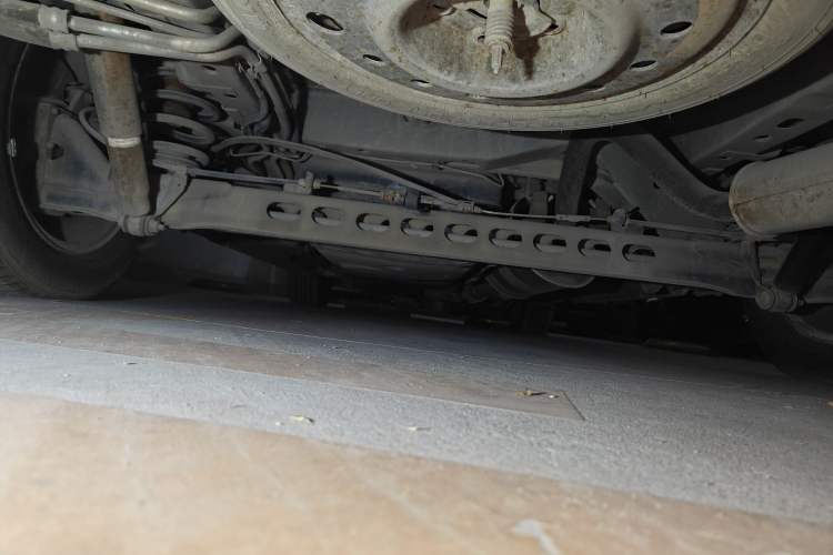 Used Buick GL8 2006 Lu Zun 3.0L LT Luxury Edition Chassis Rear