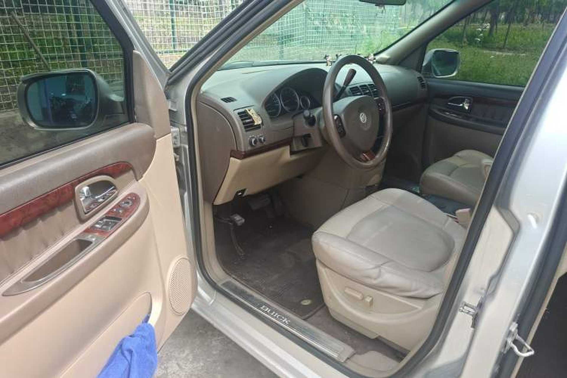 Used Buick GL8 2006 Lu Zun 3.0L GT Elite Edition Driver Seat