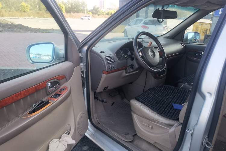 Used Buick GL8 2006 Lu Zun 3.0L LT Luxury Edition Driver Seat
