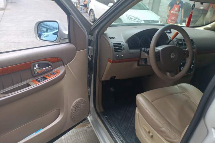 Used Buick GL8 2006 Lu Zun 3.0L GT Elite Edition Driver Seat