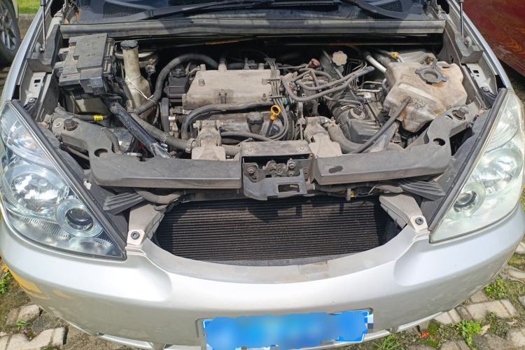 Used Buick GL8 2006 Lu Zun 3.0L GT Elite Edition Engine Bay
