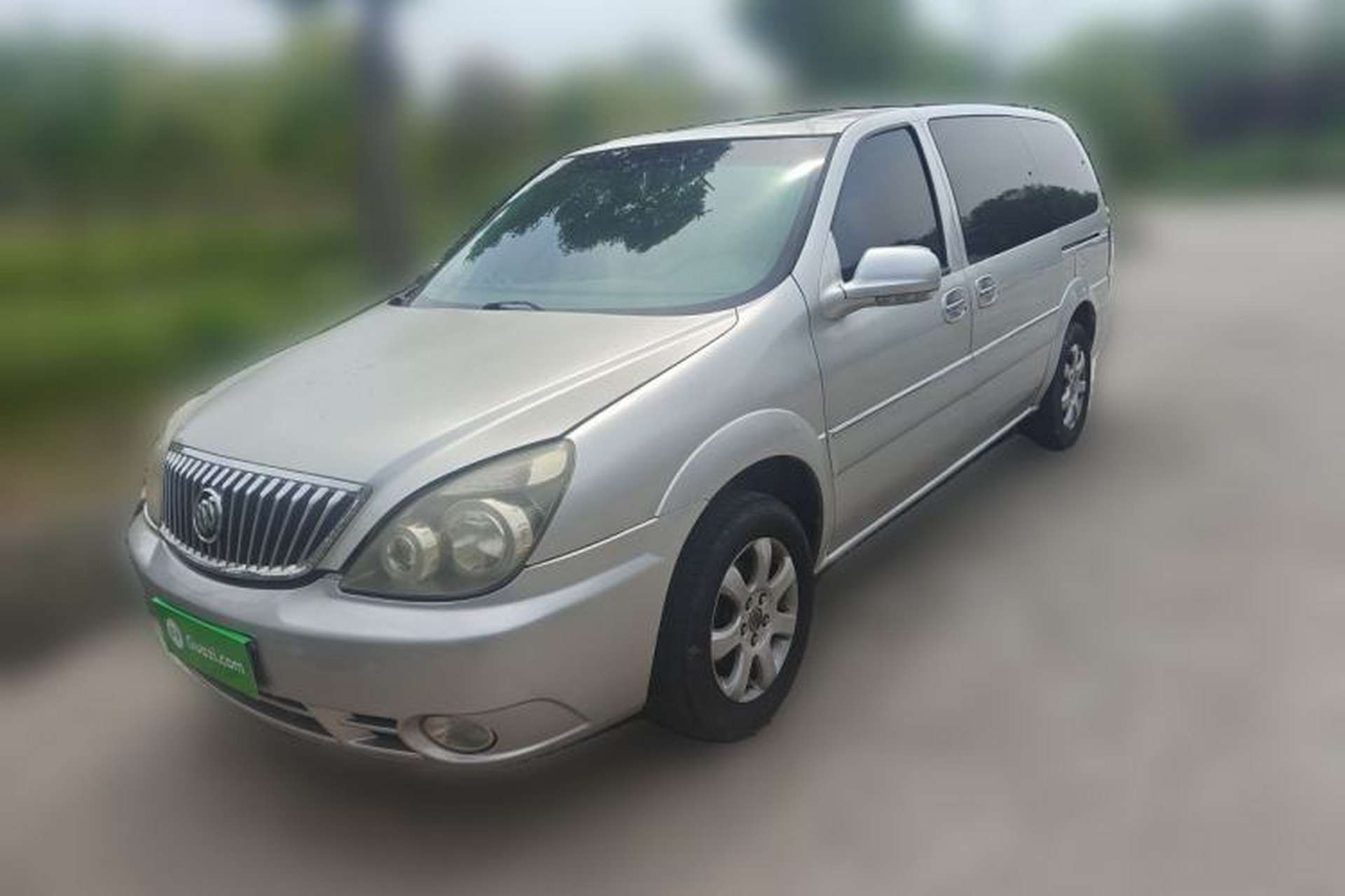 Used Buick GL8 2006 Lu Zun 3.0L GT Elite Edition Front Left 45 Deg