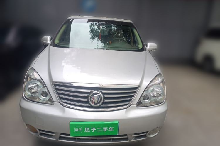 Used Buick GL8 2006 Lu Zun 3.0L GT Elite Edition Front