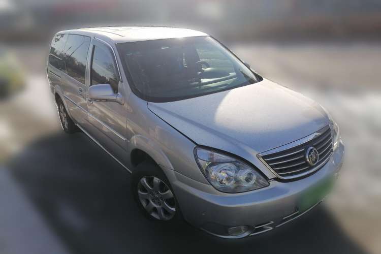 Used Buick GL8 2006 Lu Zun 3.0L GT Elite Edition Front Right 45 Deg