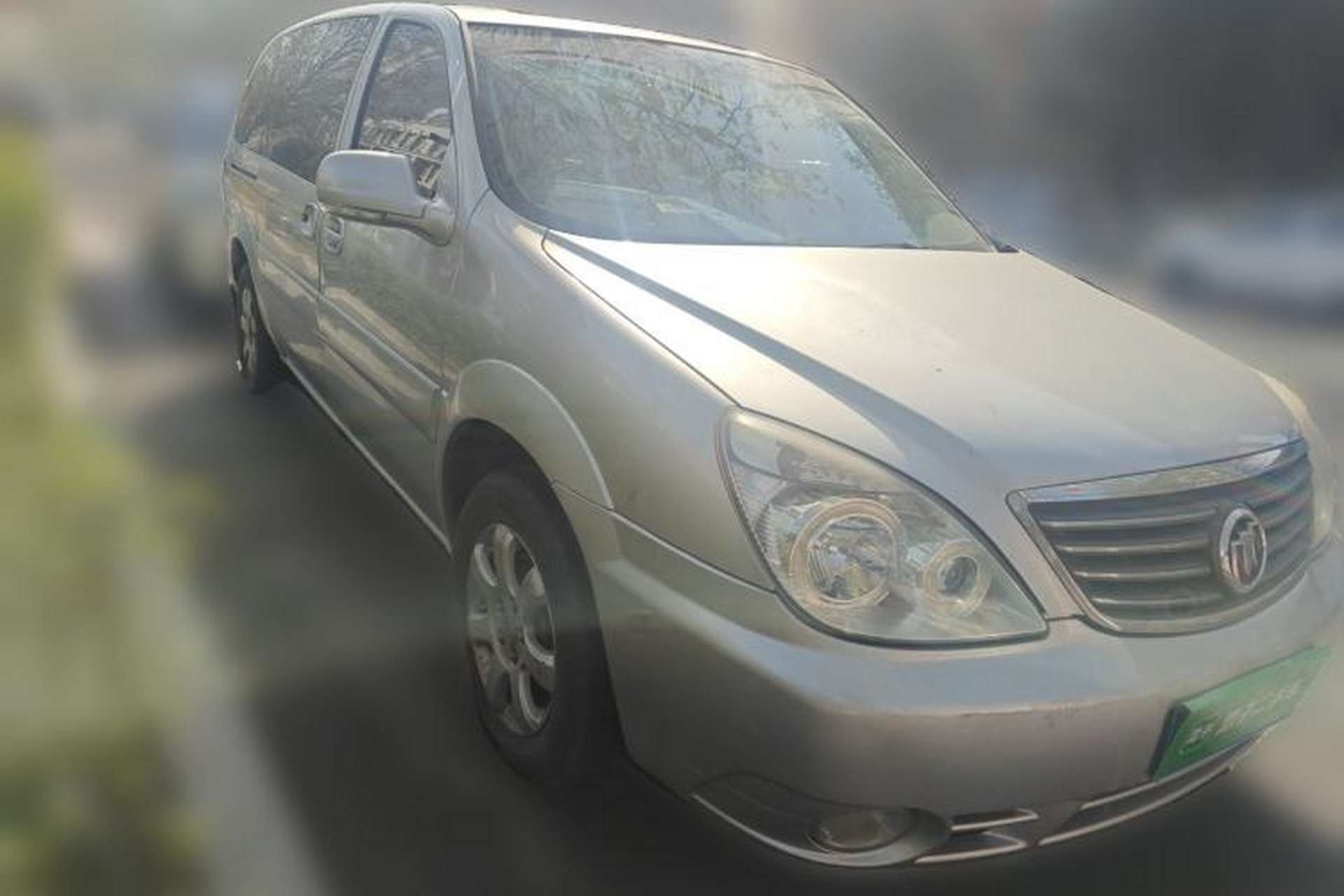 Used Buick GL8 2006 Lu Zun 3.0L CT Comfort Edition Front Right 45 Deg